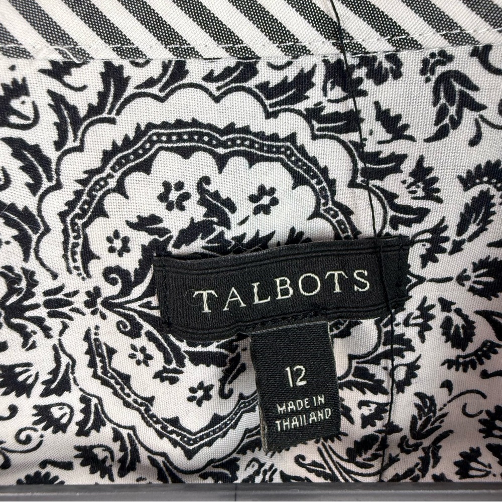 Talbots shirt, wrinkle, resistant, collared, Monochrome Patterned Blouse top - Picture 11 of 14
